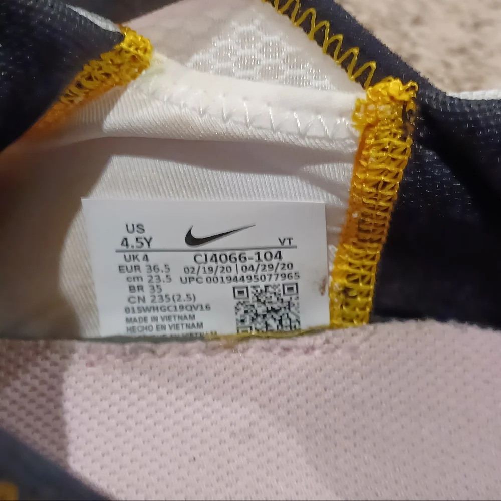 Nike Air Max 2090 Pink And Black Shoes CJ4066-104 Womens Size 6 Youth 4.5 - Picture 8 of 9